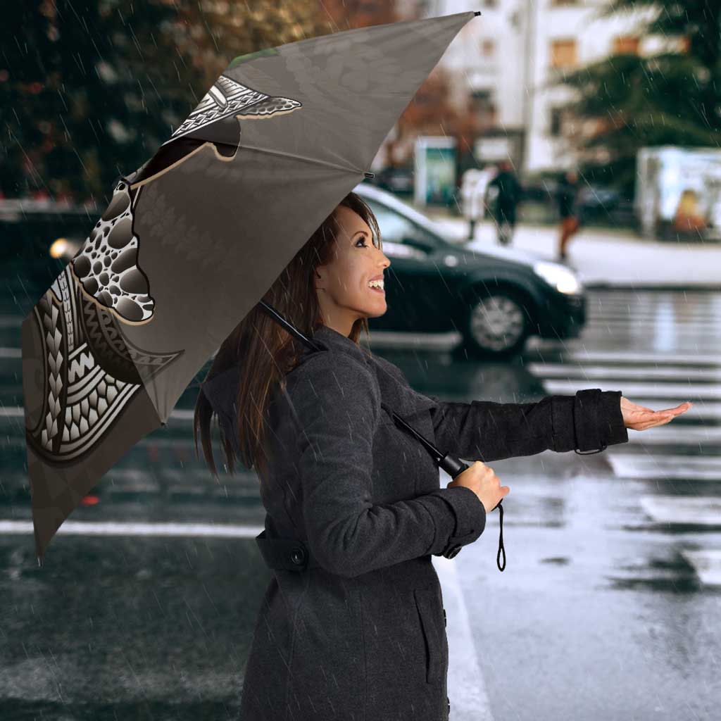 Hawaiian Honu Personalized Umbrella Mocha Mousse Hibiscus Tribal Hook Pattern