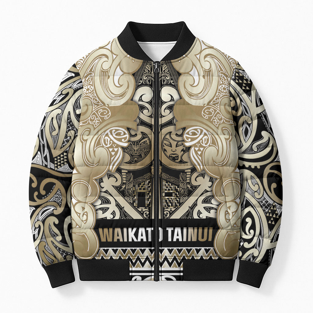 Aotearoa Iwi Waikato Tainui Bomber Puffer Jacket Maori Wharenui House Tribal Pattern LT9 Unisex Light Gold - Polynesian Pride
