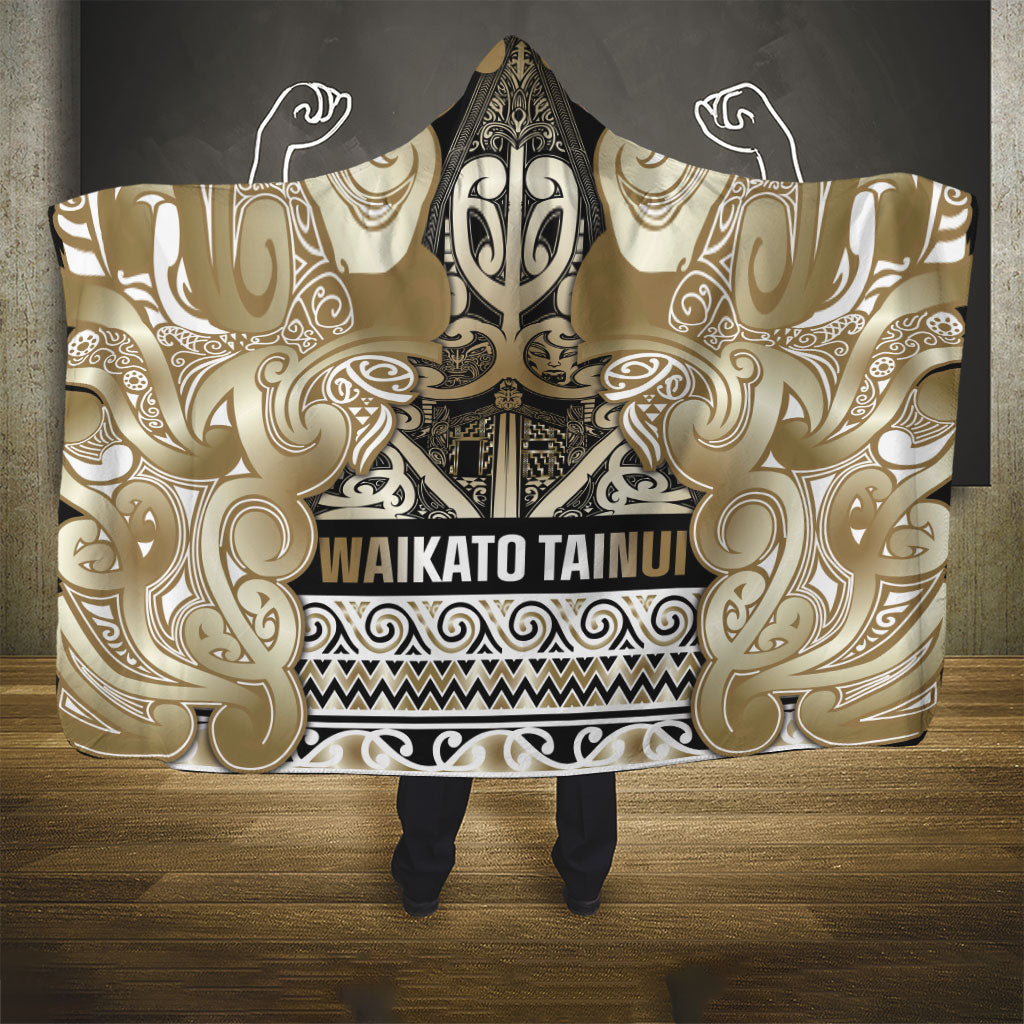 Aotearoa Iwi Waikato Tainui Hooded Blanket Maori Wharenui House Tribal Pattern LT9 - Polynesian Pride