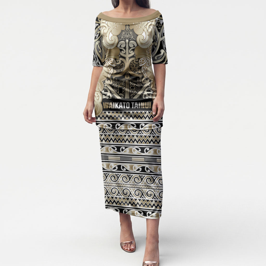 Aotearoa Iwi Waikato Tainui Puletasi Maori Wharenui House Tribal Pattern LT9 Long Dress Light Gold - Polynesian Pride