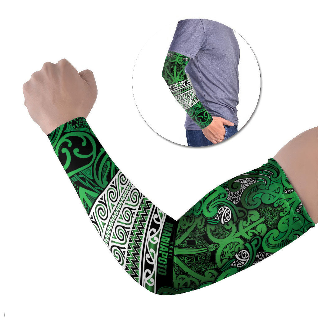 Aotearoa Iwi Ngati Maniapoto Arm Sleeves Maori Wharenui House Tribal Pattern LT9 Set of 2 Dark green - Polynesian Pride