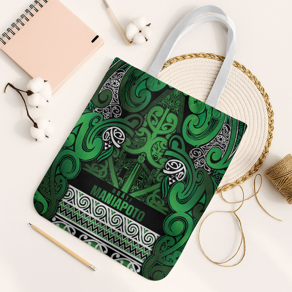 Aotearoa Iwi Ngati Maniapoto Tote Bag Maori Wharenui House Tribal Pattern LT9 White Strap One Size Dark green - Polynesian Pride