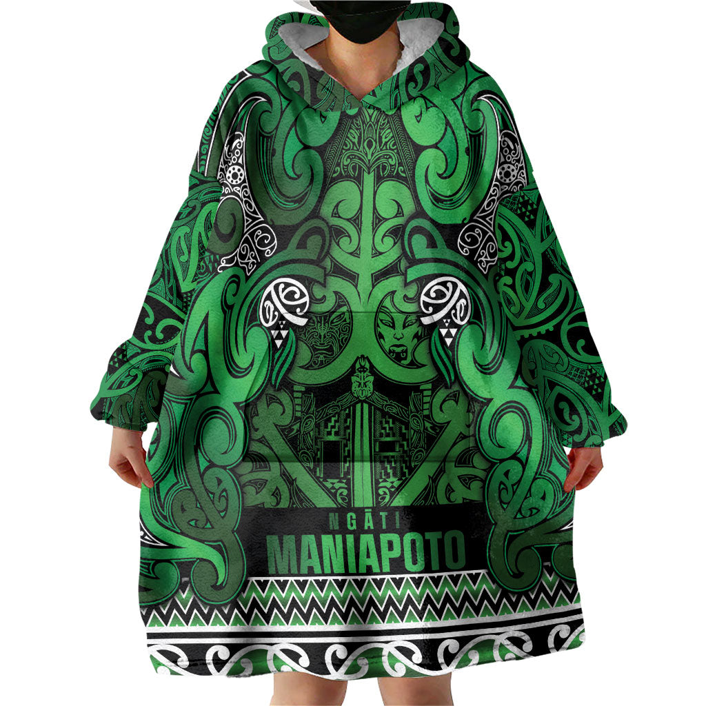 Aotearoa Iwi Ngati Maniapoto Wearable Blanket Hoodie Maori Wharenui House Tribal Pattern LT9 - Polynesian Pride