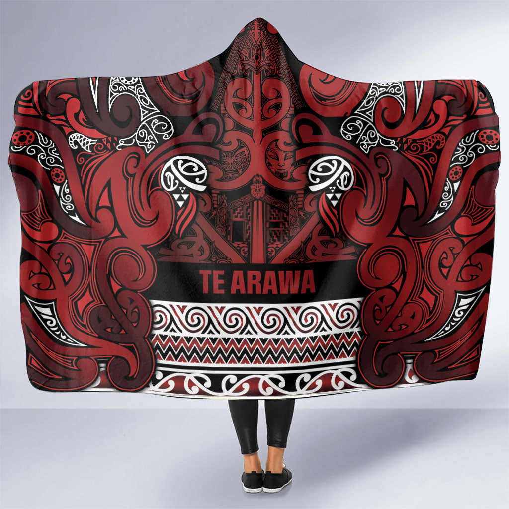 Aotearoa Iwi Te Arawa Hooded Blanket Maori Wharenui House Tribal Pattern LT9 One Size Dark Red - Polynesian Pride