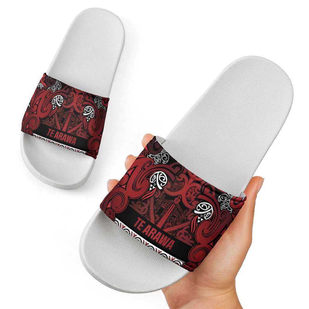 Aotearoa Iwi Te Arawa Slide Sandals Maori Wharenui House Tribal Pattern LT9 - Polynesian Pride