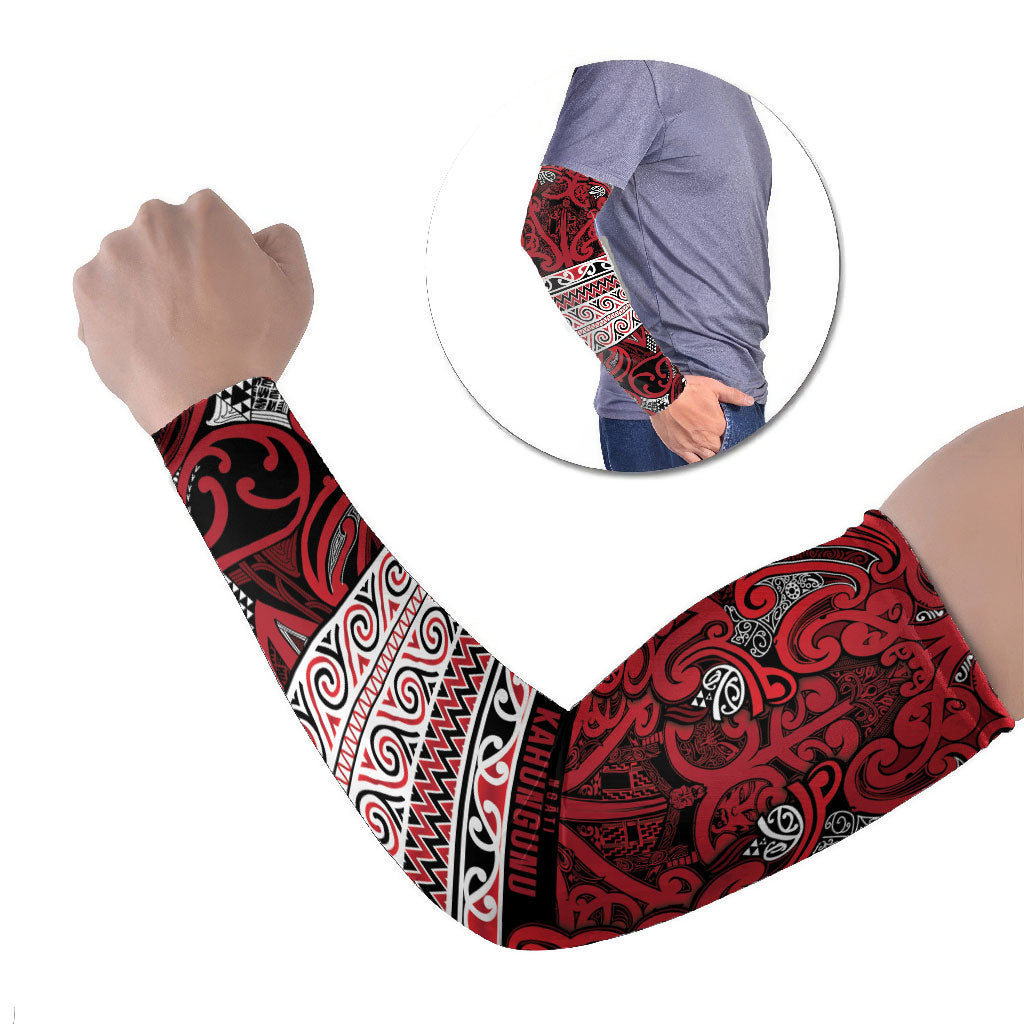 Aotearoa Iwi Ngati Kahungunu Arm Sleeves Maori Wharenui House Tribal Pattern LT9 Set of 2 Dark red - Polynesian Pride