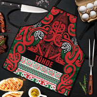 Aotearoa Iwi Tuhoe Apron Maori Wharenui House Tribal Pattern LT9 Green Red - Polynesian Pride