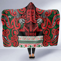 Aotearoa Iwi Tuhoe Hooded Blanket Maori Wharenui House Tribal Pattern LT9 One Size Green Red - Polynesian Pride