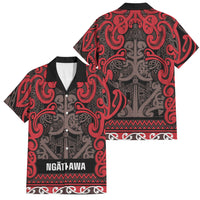 Aotearoa Iwi Ngati Awa Family Matching Summer Maxi Dress and Hawaiian Shirt Maori Wharenui House Tribal Pattern LT9 Dad's Shirt - Short Sleeve Red - Polynesian Pride