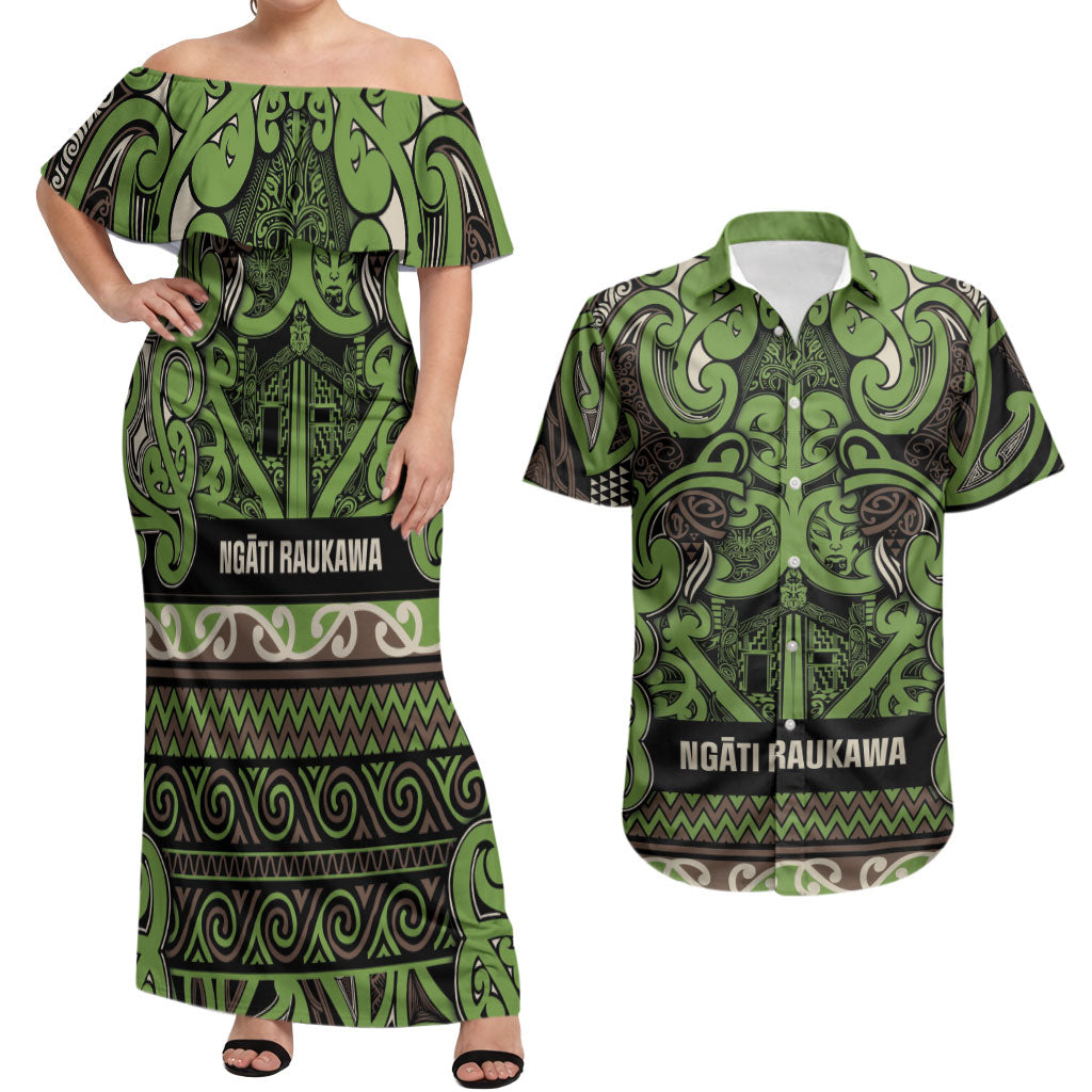 Aotearoa Iwi Ngati Raukawa Couples Matching Off Shoulder Maxi Dress and Hawaiian Shirt Maori Wharenui House Tribal Pattern LT9 Olive green - Polynesian Pride