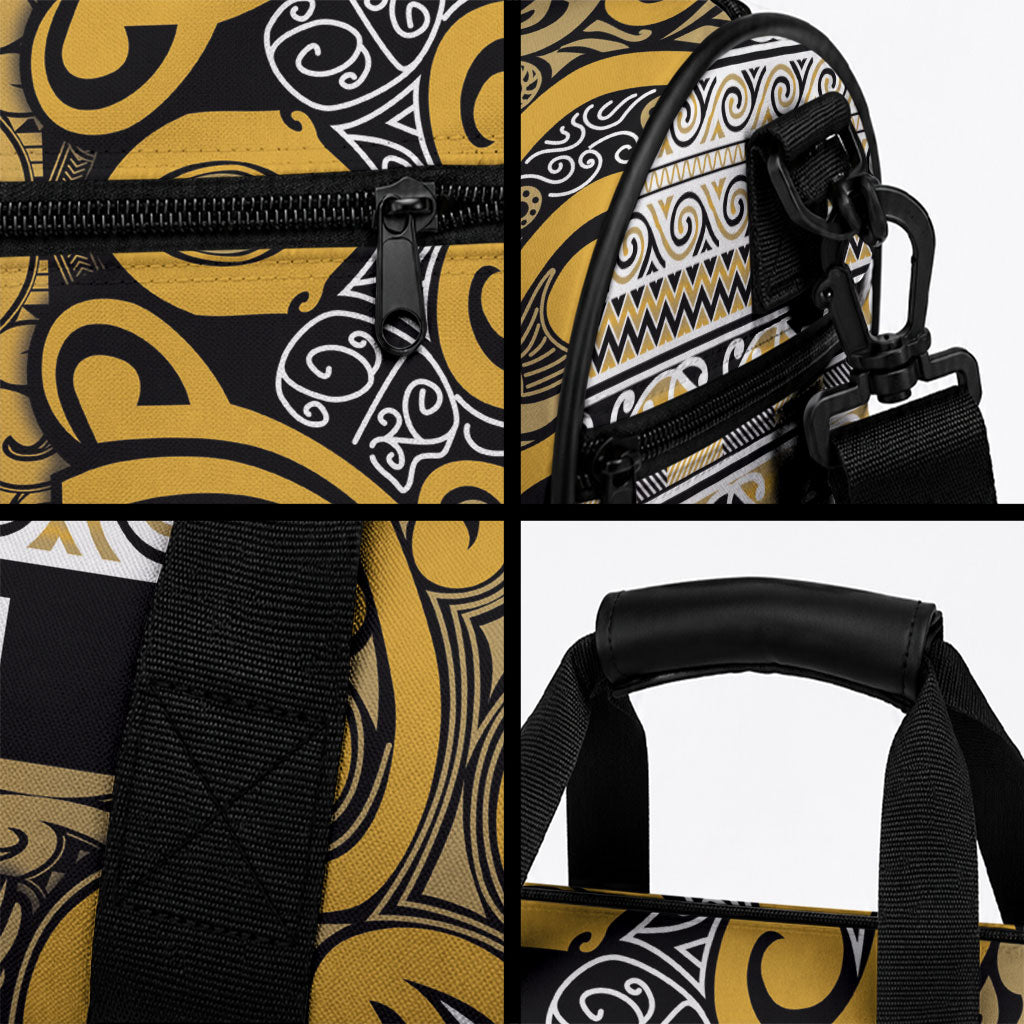 Aotearoa Iwi Ngāti Tama ki Te Waipounamu Trust Duffle Bag Maori Wharenui House Tribal Pattern
