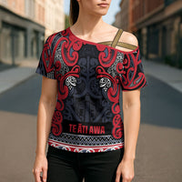 Aotearoa Iwi Te ati Awa Cross Shoulder Shirt Maori Wharenui House Tribal Pattern LT9 - Polynesian Pride