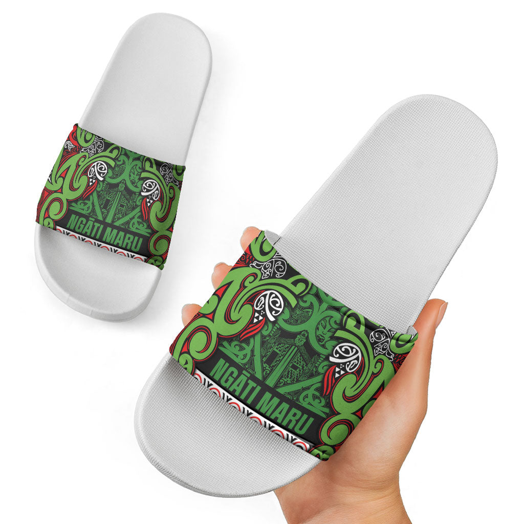 Aotearoa Iwi Ngati Maru Hauraki Slide Sandals Maori Wharenui House Tribal Pattern LT9 - Polynesian Pride