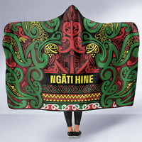Aotearoa Iwi Ngati Hine Hooded Blanket Maori Wharenui House Tribal Pattern LT9 One Size Deep Green - Polynesian Pride