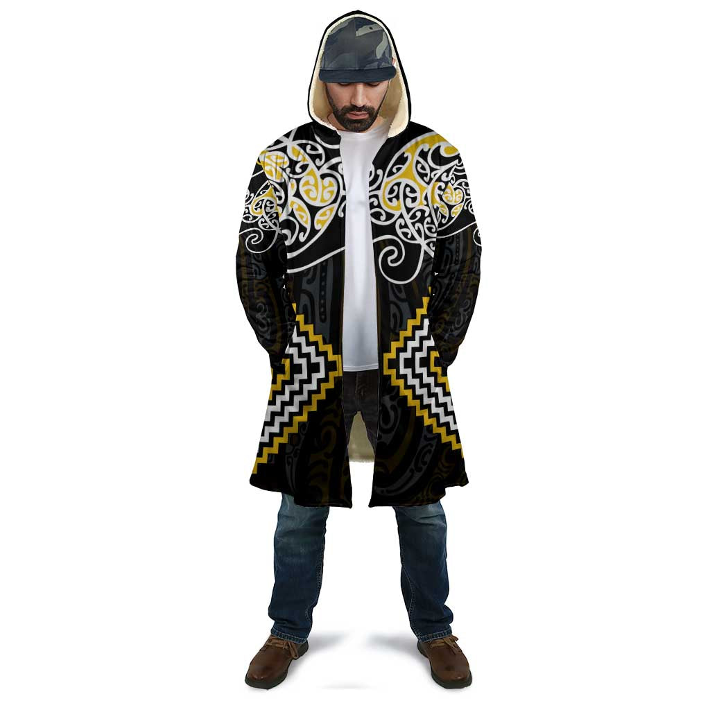 Gold Aotearoa Tukutuku Manawa Tapu Cloak Ta Moko Toi Maori - Polynesian Pride