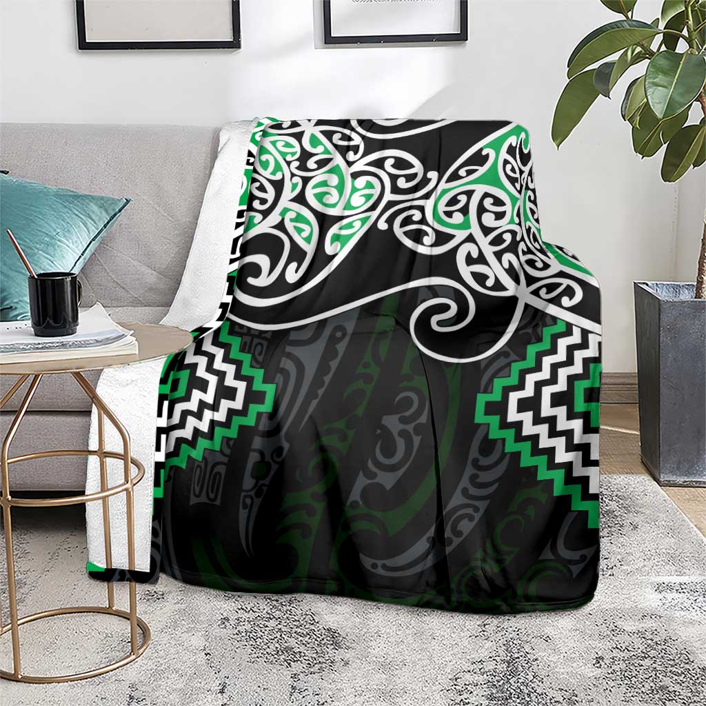 Green Aotearoa Tukutuku Manawa Tapu Blanket Ta Moko Toi Maori LT9 - Polynesian Pride