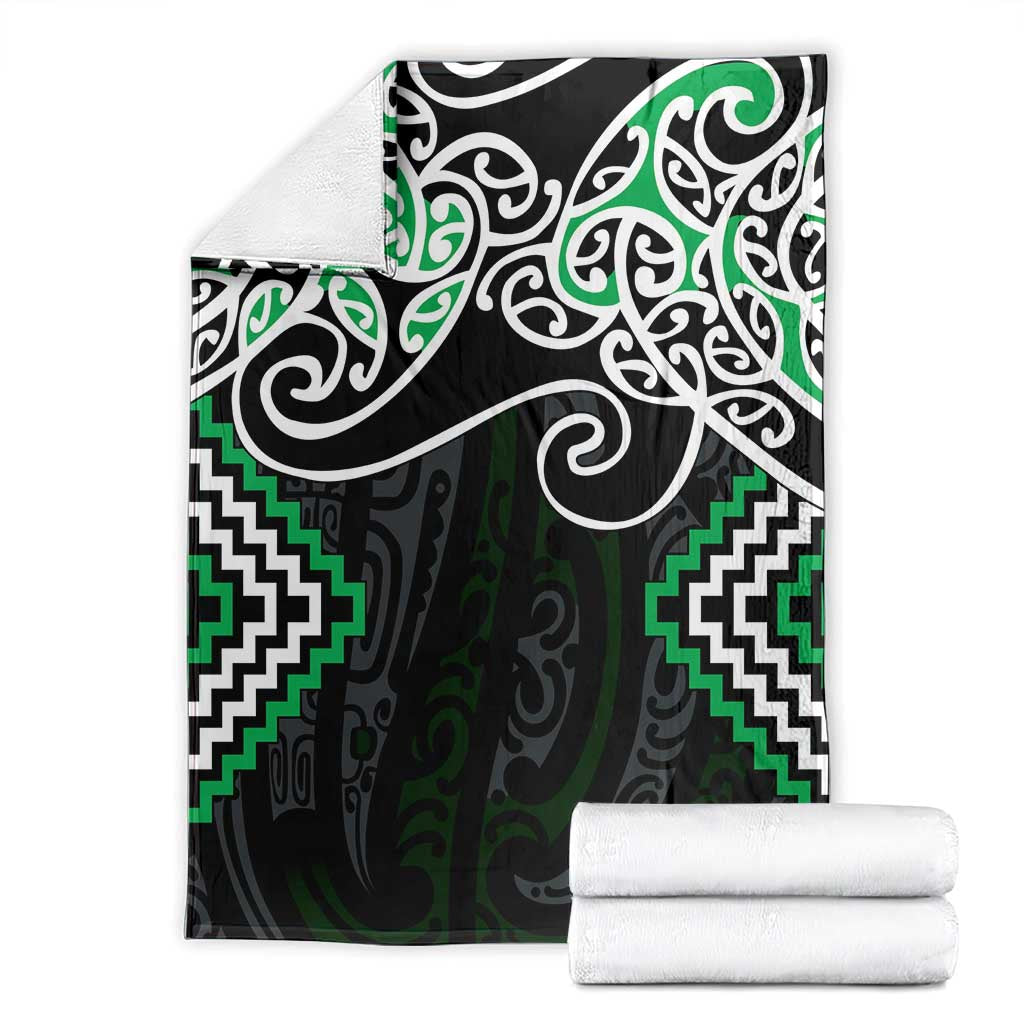 Green Aotearoa Tukutuku Manawa Tapu Blanket Ta Moko Toi Maori LT9 - Polynesian Pride