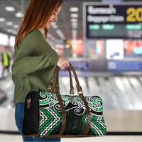 Green Aotearoa Tukutuku Manawa Tapu Travel Bag Ta Moko Toi Maori - Polynesian Pride