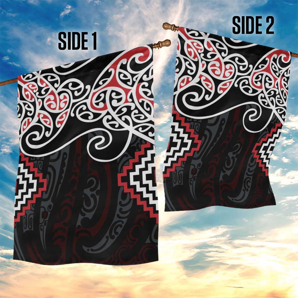 Red Aotearoa Tukutuku Manawa Tapu Garden Flag Ta Moko Toi Maori LT9 - Polynesian Pride