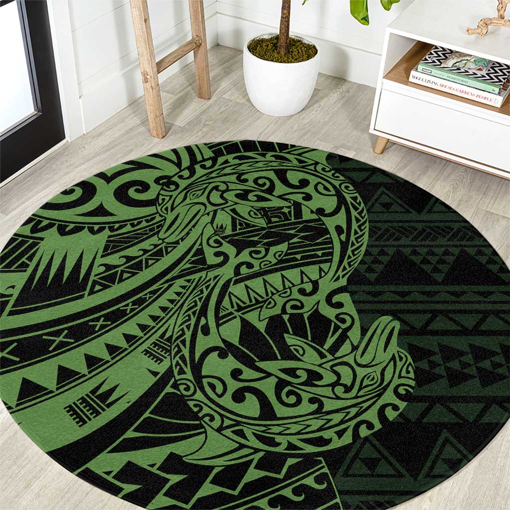 Green Couple Dolphins Maori Polynesian Style Round Carpet