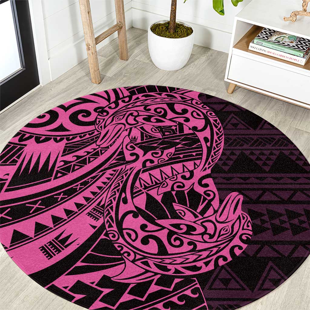 Pink Couple Dolphins Maori Polynesian Style Round Carpet