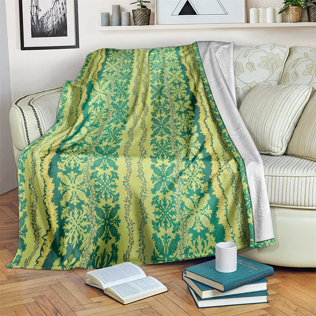 Hawaii Lei with Tribal Quilt Motif Blanket