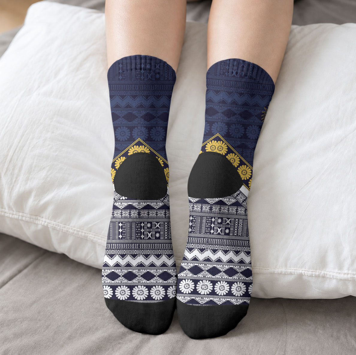 Fiji Queen Victoria School Crew Socks QVS 1906 Generational School Legacy LT9 - Polynesian Pride