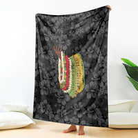 Hawaii Lei Kamehameha Blanket Ele'ele Seamless Pattern Hibiscus Flower