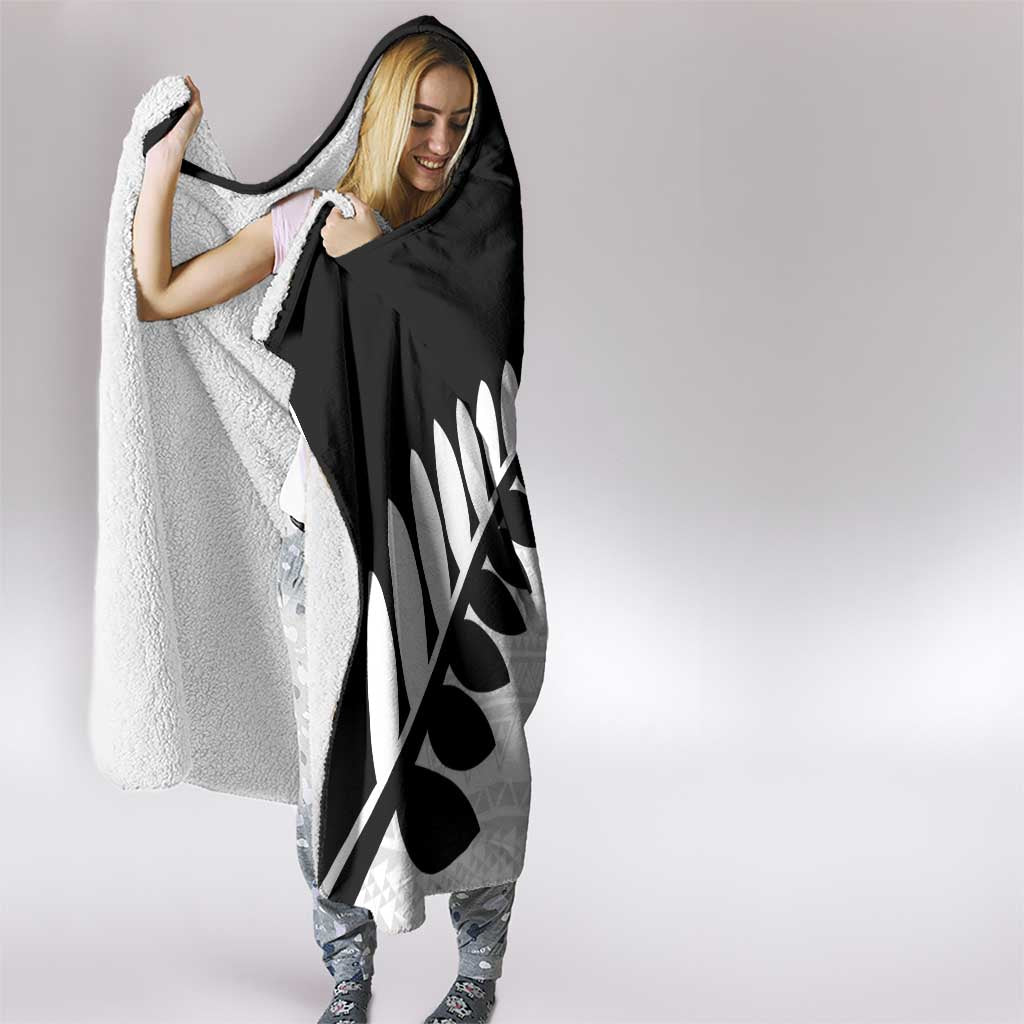 New Zealand Silver Fern Niho Taniwha Hooded Blanket LT9 - Polynesian Pride