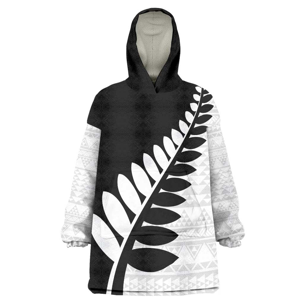 New Zealand Silver Fern Niho Taniwha Wearable Blanket Hoodie LT9 One Size Black - Polynesian Pride