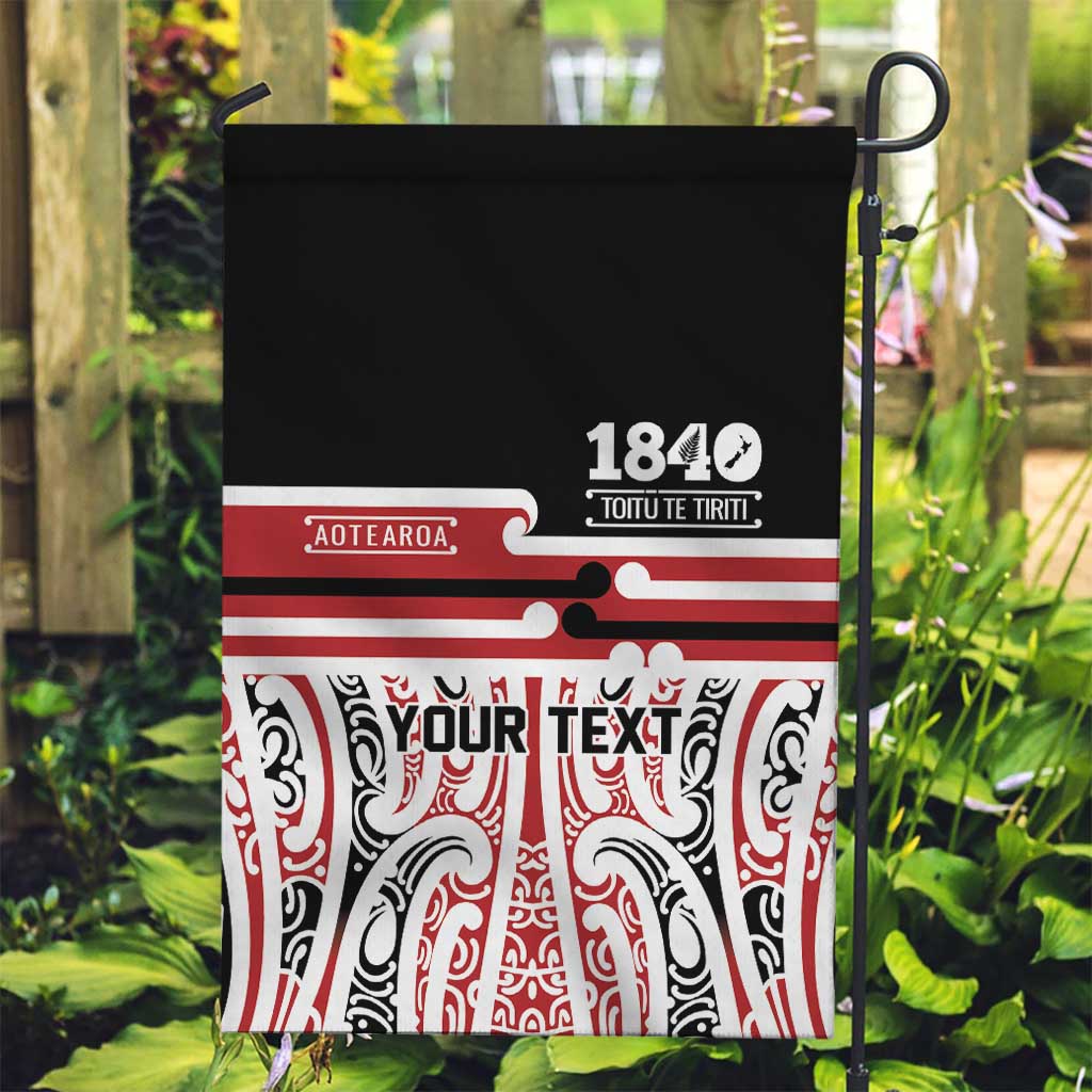 Personalised Toitu Te Tiriti Aotearoa 1840 Garden Flag Red Kowhaiwhai Puhoro LT9 Garden Flag Black - Polynesian Pride