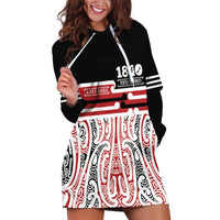 Personalised Toitu Te Tiriti Aotearoa 1840 Hoodie Dress Red Kowhaiwhai Puhoro - Polynesian Pride