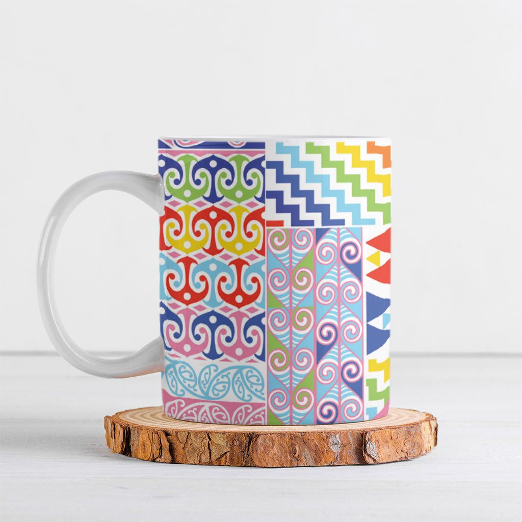 Maori Kowhaiwhai Taniko Patchwork Rainbow Motifs Ceramic Mug