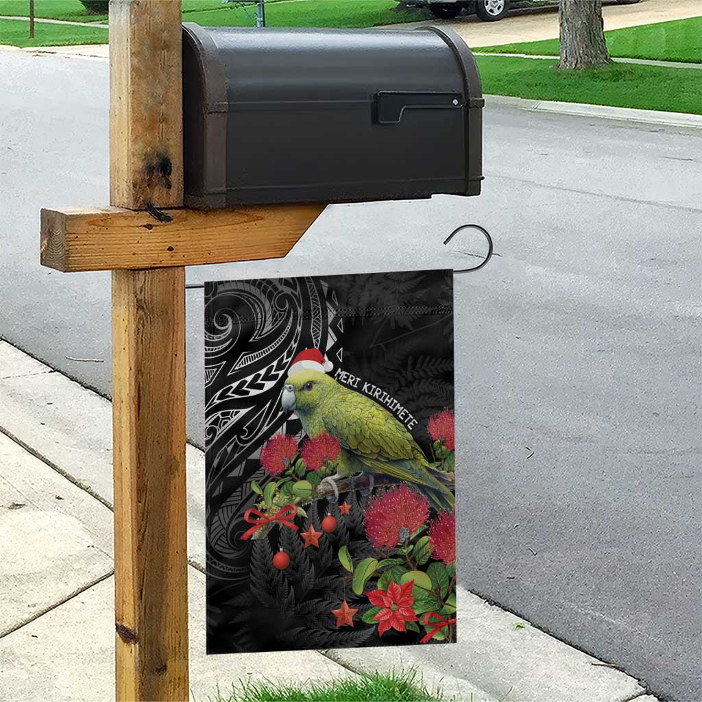 Meri Kirihimete Kakapo Garden Flag Black Silver Fern Christmas Vibe LT9 - Polynesian Pride