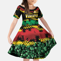 Vanuatu 46th Year Anniversary Family Matching Summer Maxi Dress and Hawaiian Shirt 30 July 1980 Hibiscus Seamless Pattern