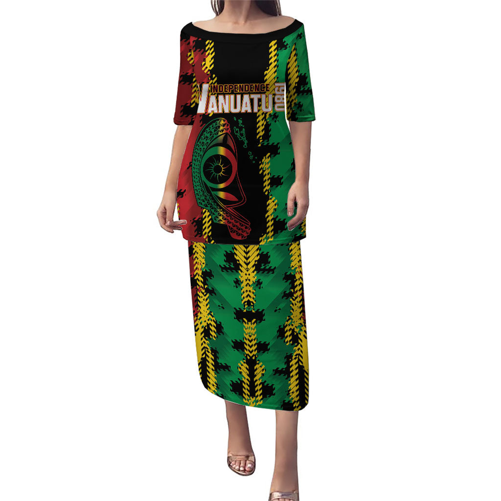 Vanuatu 46th Year Anniversary Puletasi Tamtam Slit Drums Long God Yumi Stanap LT9 Long Dress Black - Polynesian Pride