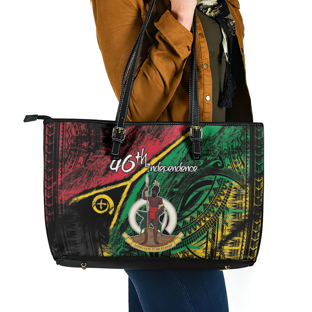 Vanuatu 46th Year Anniversary Leather Tote Bag Vintage Grunge Vanuatu Flag Heritage LT9 - Polynesian Pride