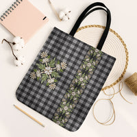 Pauli Hawai'i Palaka Squares Maile Leaf Tote Bag Flowers Hawaiian Quilt Patterns
