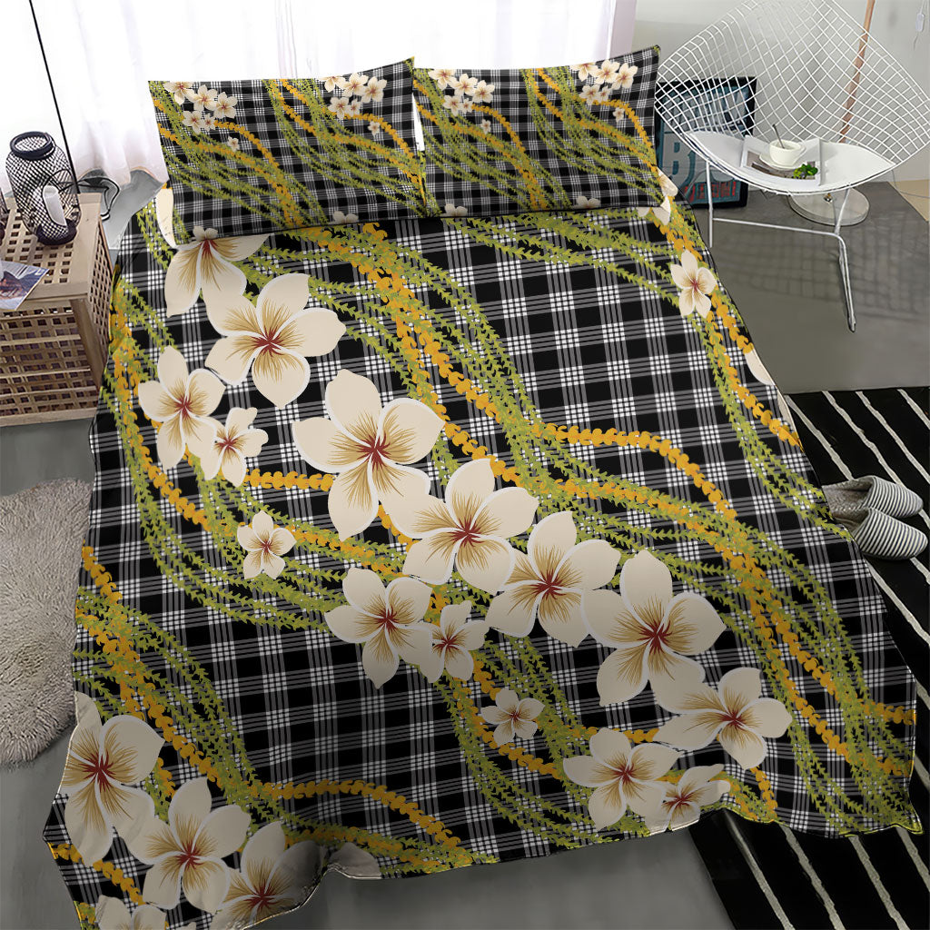 Ele'ele Hawai'i Palaka Plumeria Bedding Set Puakenikeni and Maile Lei