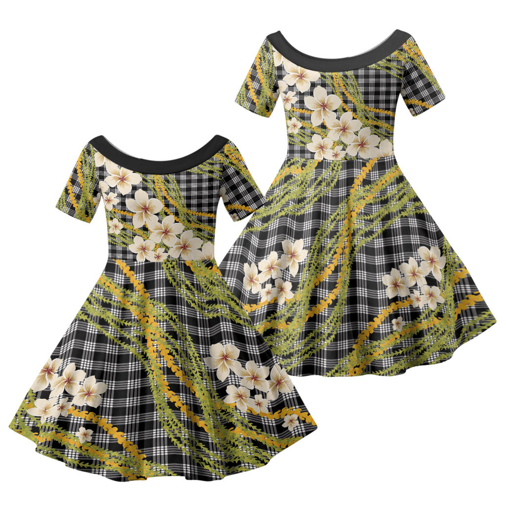 Ele'ele Hawai'i Palaka Plumeria Family Matching Puletasi and Hawaiian Shirt Puakenikeni and Maile Lei LT9 Daughter's Dress Black - Polynesian Pride