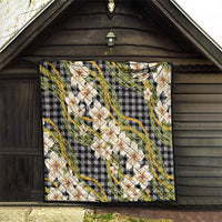 Ele'ele Hawai'i Palaka Plumeria Quilt Puakenikeni and Maile Lei