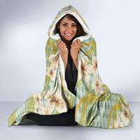 Liko Kukui Hawai'i Palaka Plumeria Hooded Blanket Puakenikeni and Maile Lei LT9 - Polynesian Pride