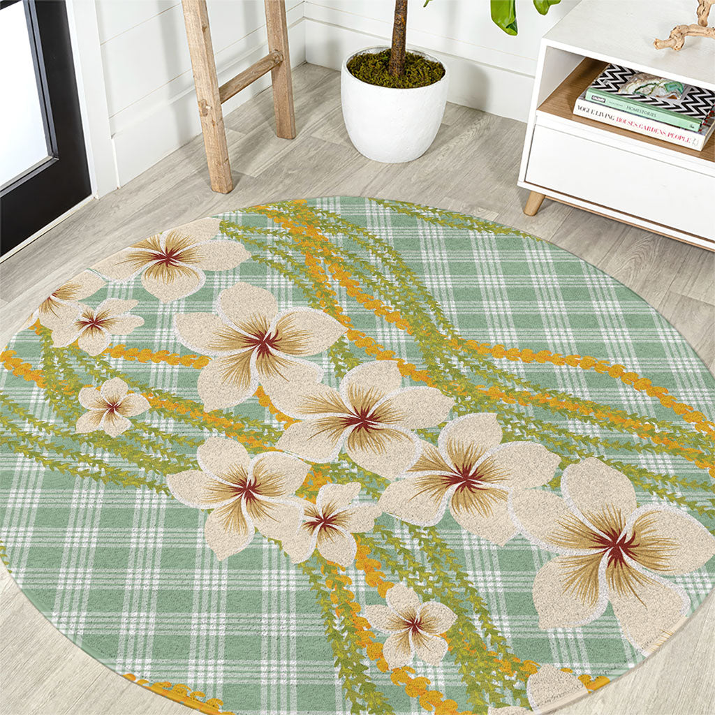 Liko Kukui Hawai'i Palaka Plumeria Round Carpet Puakenikeni and Maile Lei
