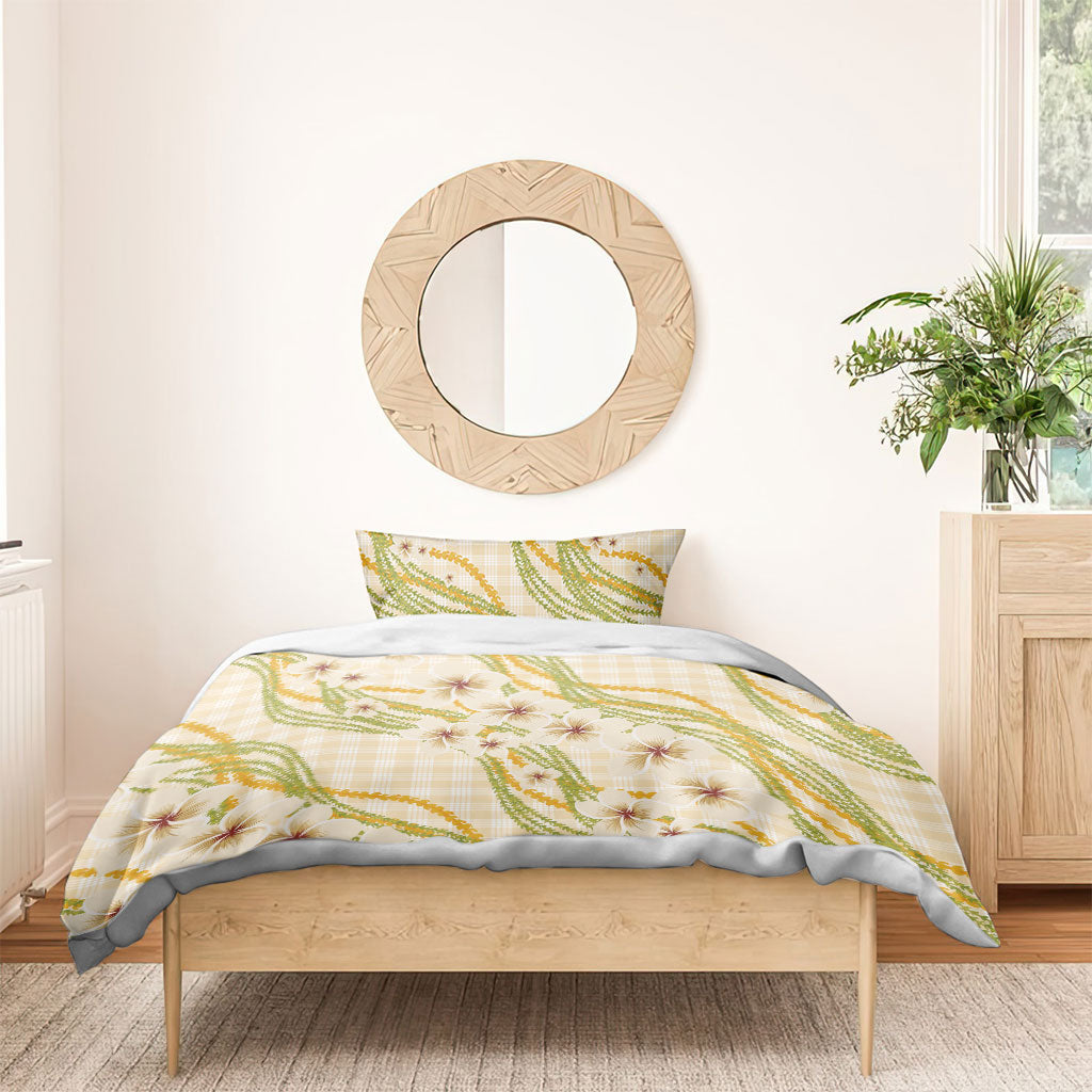 Melemele Ahiahia Hawai'i Palaka Plumeria Bedding Set Puakenikeni and Maile Lei