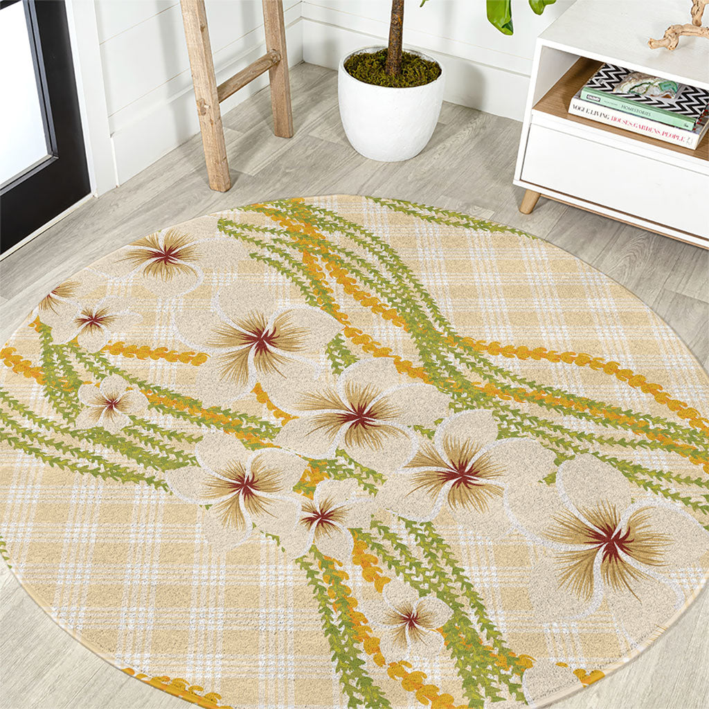 Melemele Ahiahia Hawai'i Palaka Plumeria Round Carpet Puakenikeni and Maile Lei