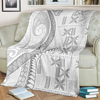 Niue White Sunday Blanket Niuean Lotu Tamaiti Hiapo Pattern - Polynesian Pride