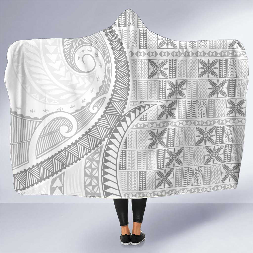 Niue White Sunday Hooded Blanket Niuean Lotu Tamaiti Hiapo Pattern - Polynesian Pride
