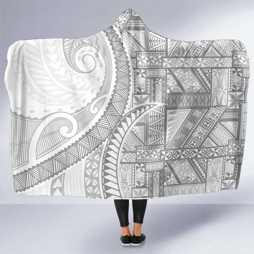 Tonga White Sunday Hooded Blanket Lotu Tamaiti Ngatu Tribal - Polynesian Pride