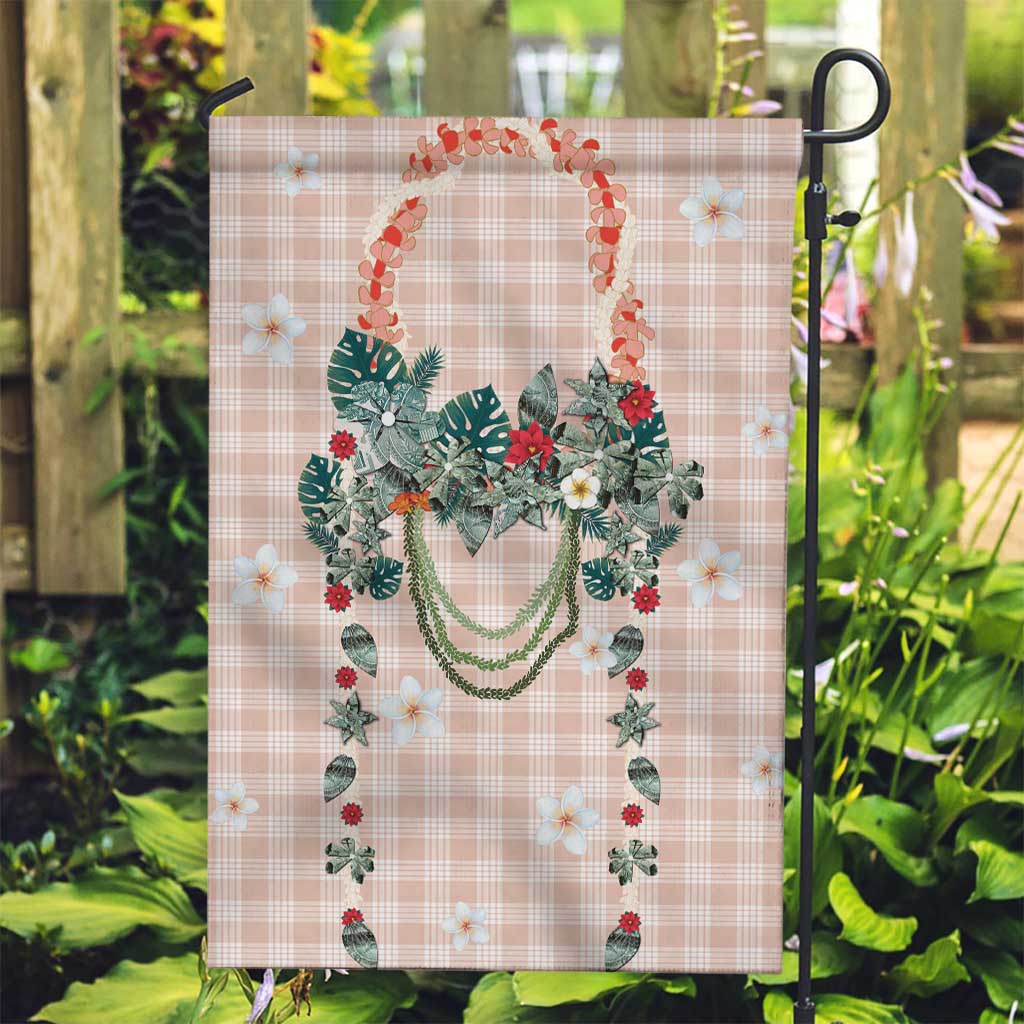 Peach Hawaiian Palaka Garden Flag Kukui Nut Money Lei - Polynesian Pride
