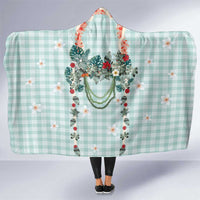 Turquoise Hawaiian Palaka Hooded Blanket Kukui Nut Money Lei - Polynesian Pride